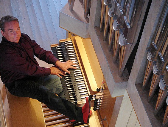 Detlef Steffenhagen an der Orgel